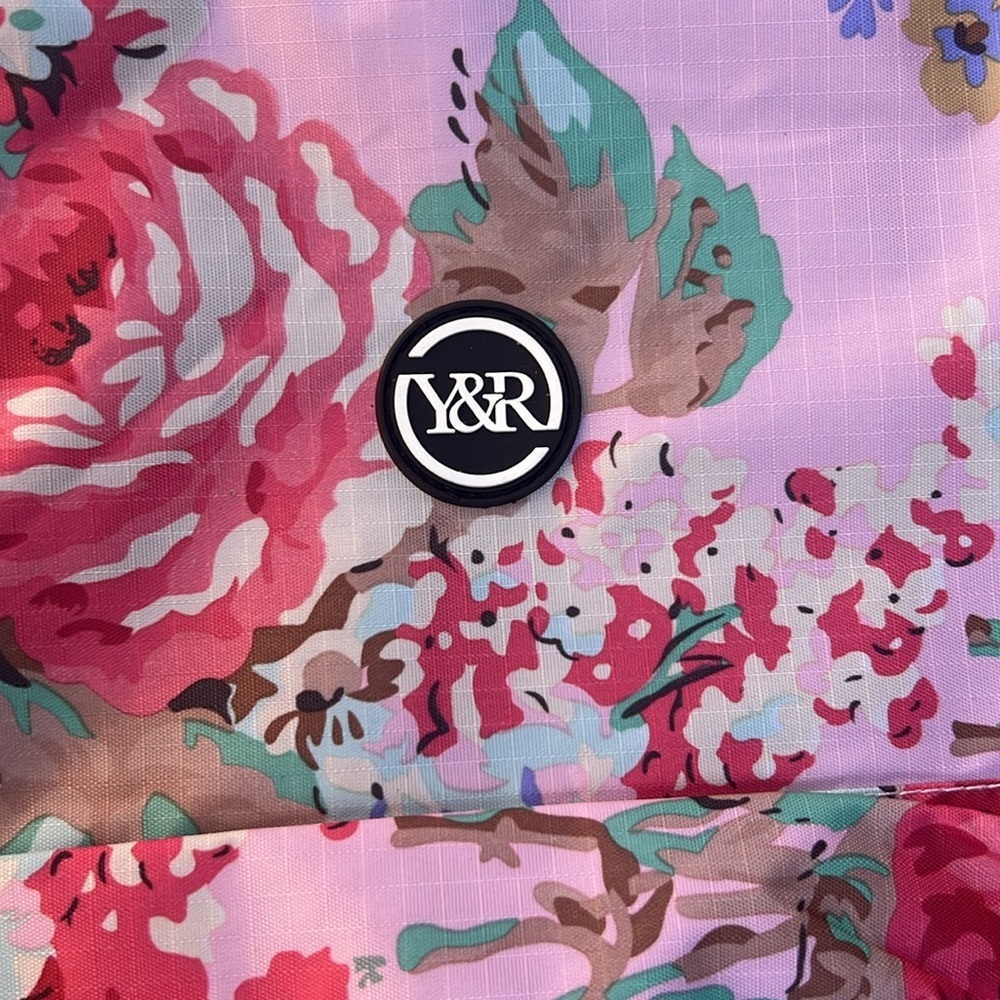 YOUNG & RECKLESS LA Pink Flower Print Backpack back to school ๐๏ธ NEW - Picture 2 of 4